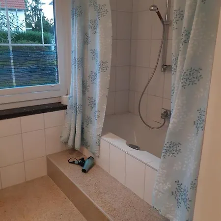Im Gegenwartsraum, Nahe Ice Bhf Apartment Kassel