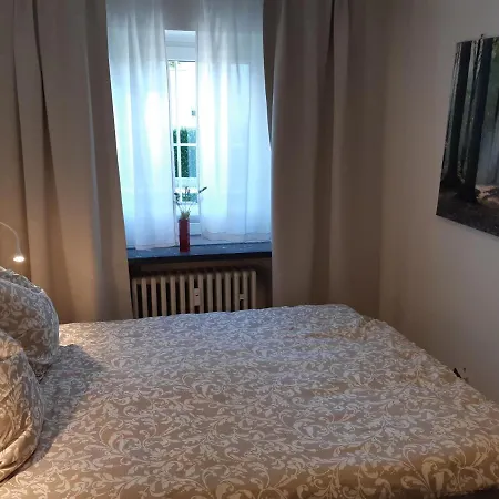 Im Gegenwartsraum, Nahe Ice Bhf Apartment *